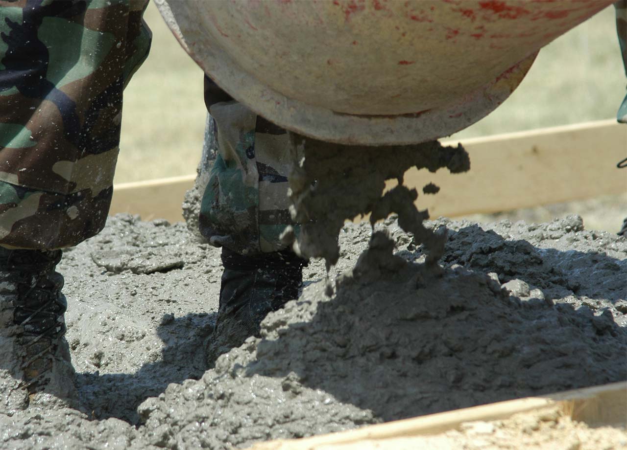 Földnedves beton segítségével egyszerűbb és gyorsabb lehet a munka